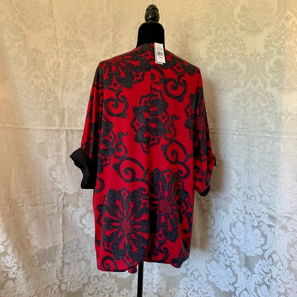 N Natori Open-front Boxy Topper - Picture 3 of 16